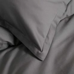 Brandneu ⭐ CINDERELLA PLAIN SATIN BETTWÄSCHE-SET - 135x200 / 80x80 Cm - Anthracite ? -ESSENZA HOME SHOP unnamed file 1652