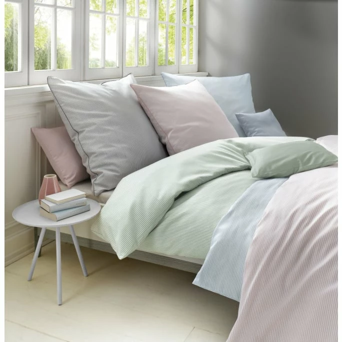 Auslauf ✔️ Fleuresse Modern Life Wendebettwäsche-Set Aus Mako Satin - 135x200 / 80x80 Cm - ☀️ Summergreen ? 2 Auslauf ✔️ Fleuresse Modern Life Wendebettwäsche-Set Aus Mako Satin - 135x200 / 80x80 Cm - ☀️ Summergreen ? – Bild 2